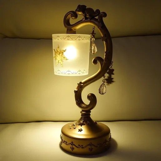Tangled Lamp