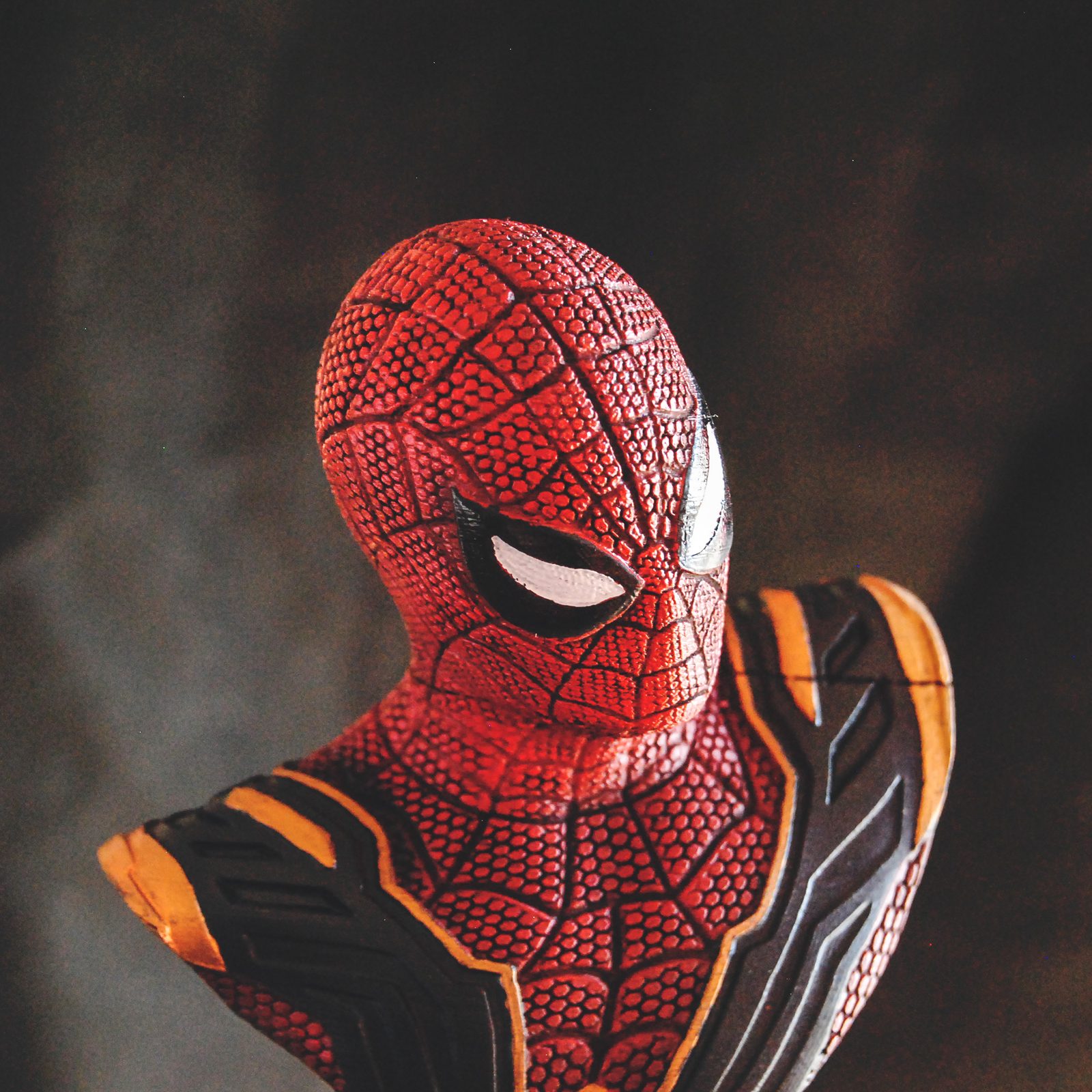 Spiderman Far From Home Bustiron Spider view 5