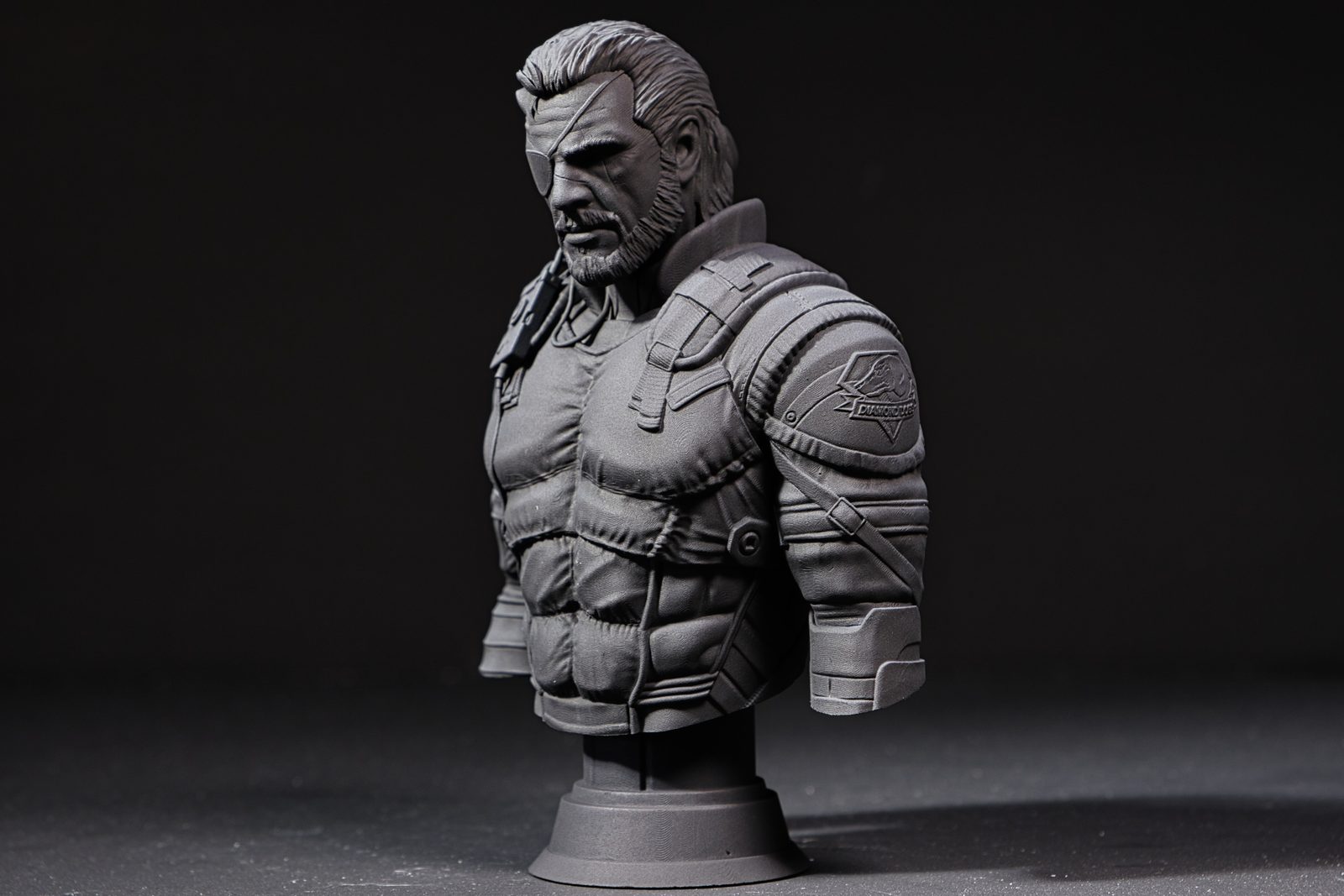 Venom Snake Bust view 2
