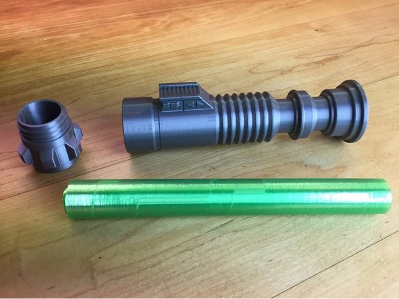 Xhy-Collapsing-Lightsaber view 4