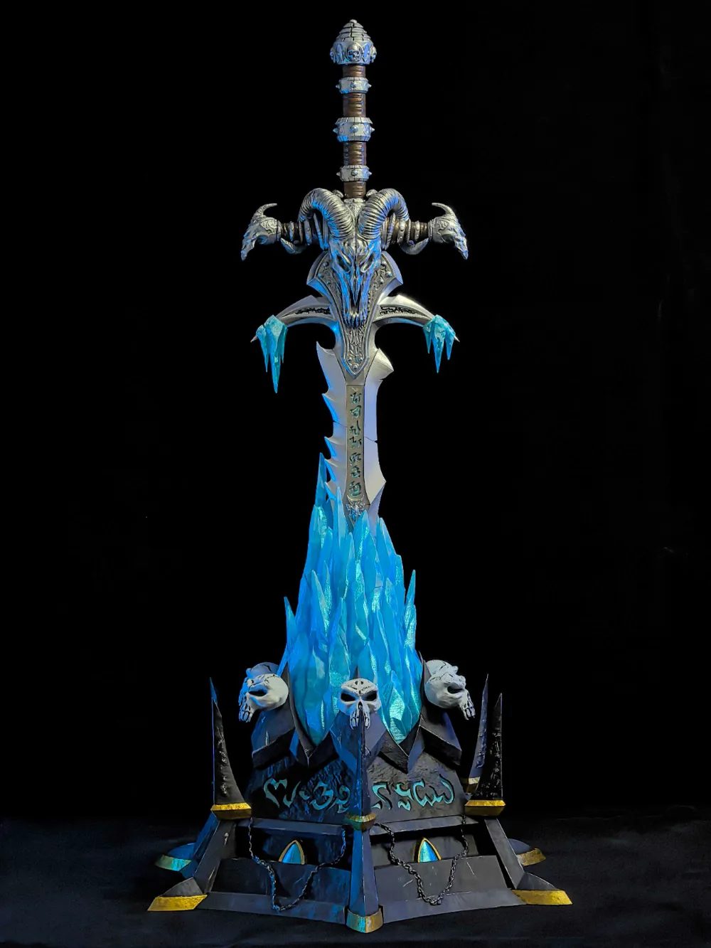 Frostmourne And Base